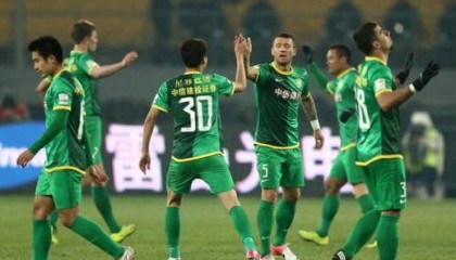  慕尼黑德比战火药味十足险冲突  